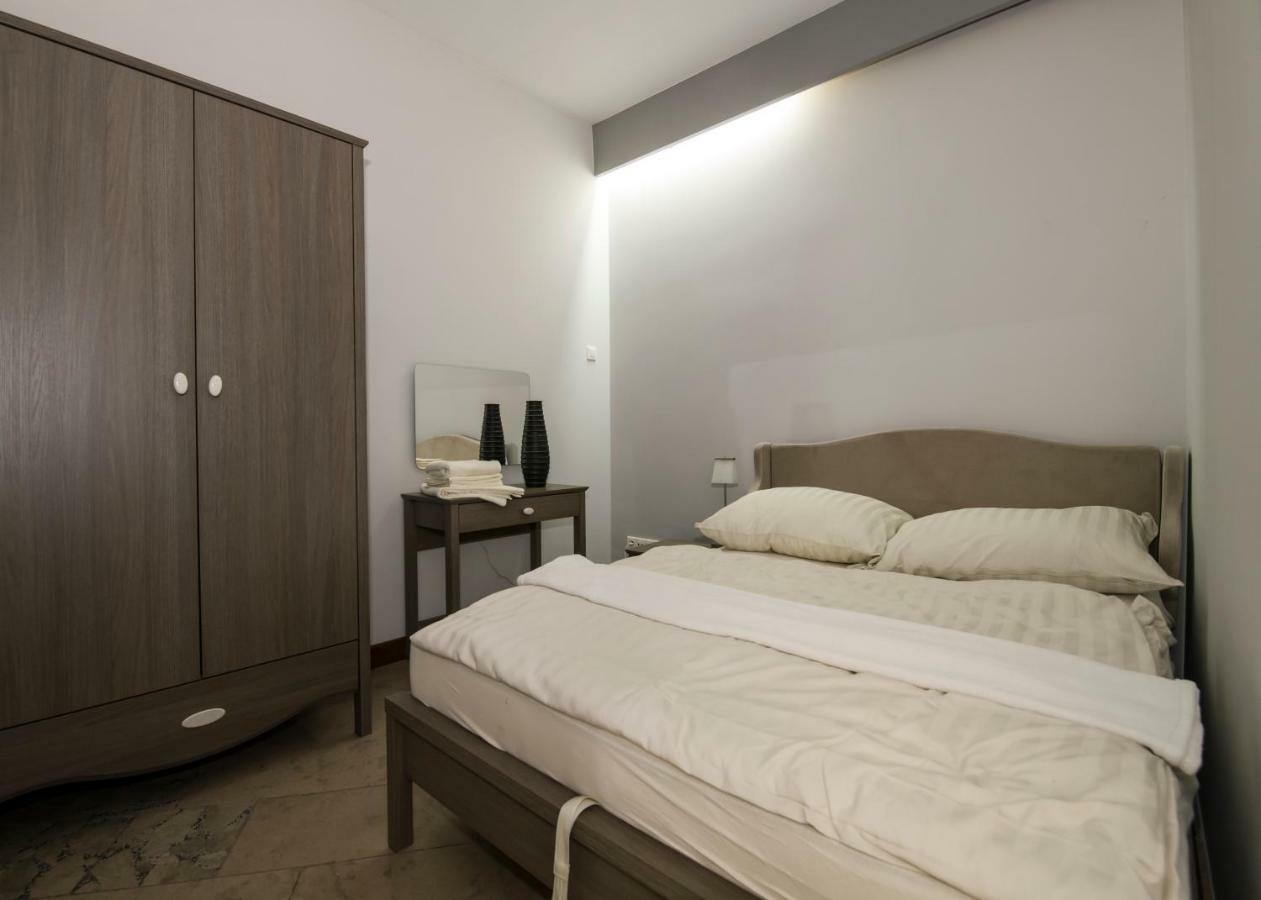 Apartamenty Na Warszawskiej Sieradz Buitenkant foto