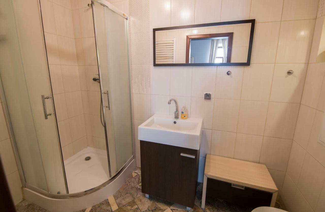 Apartamenty Na Warszawskiej Sieradz Buitenkant foto